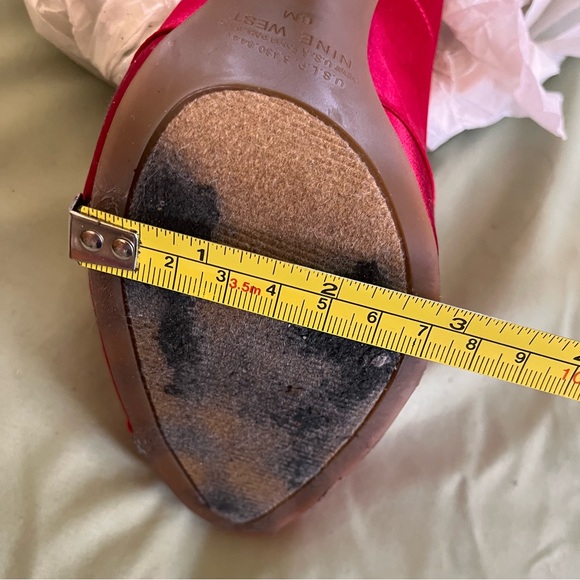 Nine West Women's Red Satin Paws Peep Toe Pumps - Picture 8 of 14